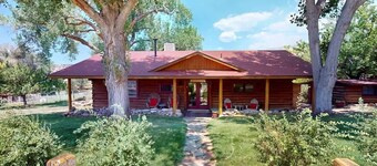 Pack Creek - Road House