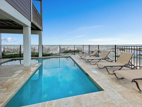Beachfront with Private Pool