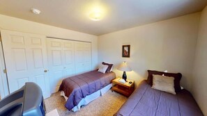 3 bedrooms, iron/ironing board, WiFi (free), bed sheets - Kayenta Springs - 3243 (Moab)