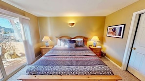 3 dormitorios, tabla de planchar con plancha, wifi gratis y ropa de cama
