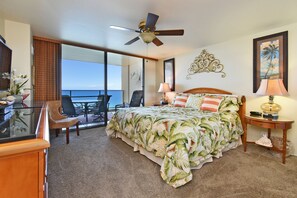 1 habitación, caja de seguridad en la habitación y escritorio 