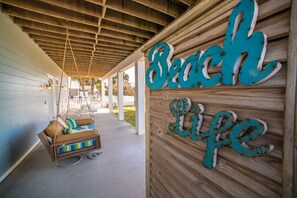 Terrace/patio - 5 BR, 4.5 Bath, Private Pool, Sleeps 17. (Cape San Blas)