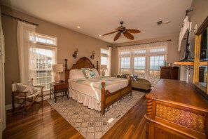 5 bedrooms, iron/ironing board, travel crib, free WiFi