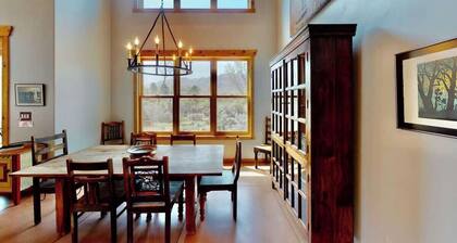 Rim View Retreat - 14, Luxurious Stand-Alone 3 Be