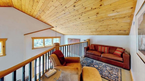 Rim View Retreat - 14, Luxurious Stand-Alone 3 Be