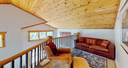 Rim View Retreat - 14, Luxurious Stand-Alone 3 Be