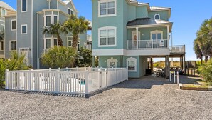 Exterior - 4 Bdrm Gulf Front Home w/Private Pool (Cape San Blas)