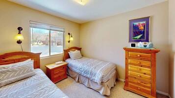 3 Schlafzimmer, Bügeleisen/Bügelbrett, kostenloses WLAN, Bettwäsche