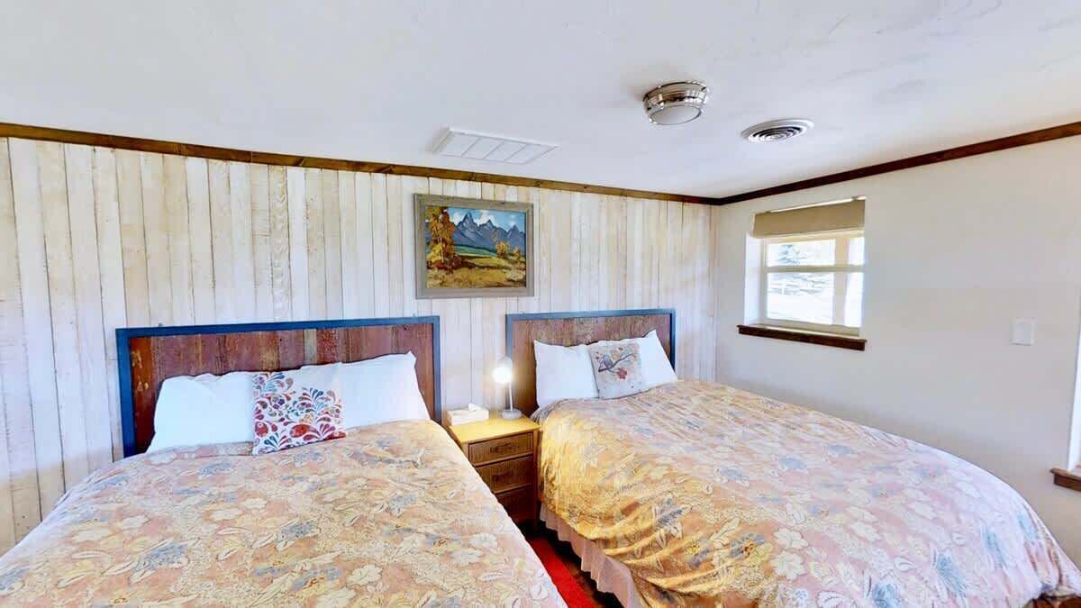1 bedroom, WiFi (free), bed sheets