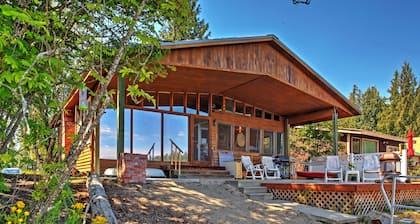 Newport Cabin w/ Lakefront Private Porch & Grill!