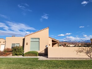 Exterior - La Sal Overlook #S3 | 3 Bed, 2 Bath (Moab)