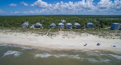 Gulf Front, Pool & Elevator, 5bdrm