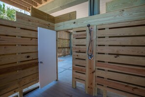 5 chambres, fer et planche à repasser, lit parapluie, Wi-Fi gratuit