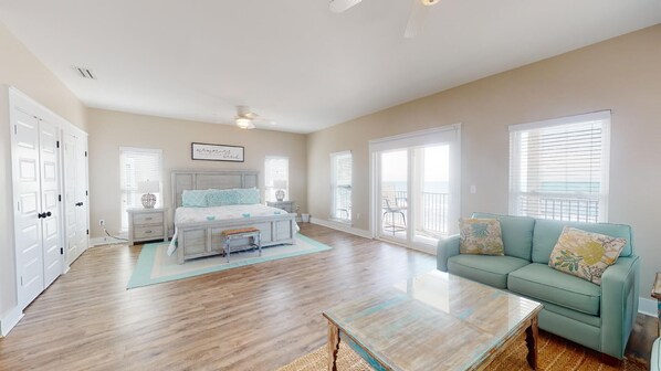 6 bedrooms, iron/ironing board, free WiFi, bed sheets