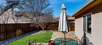 Beautiful Dog-Friendly Home with Shared Indoor Pool, Yard, WiFi, and Fireplace