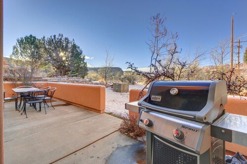 Golf course-front condo with seasonal pool & views - walk to Steel Bender Trail