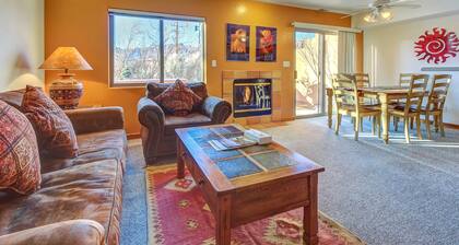 Hundefreundliche Wohnung w / geteilten saisonalen Pool - zu Fuß zum Steel Bender Trail