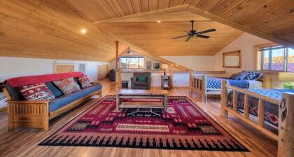 Pack Creek ~ Orchard House: 3 mh / 2 BA mökki Moab, vuodepaikkoja 8