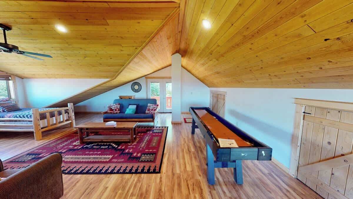 Fernseher, Kamin, Netflix, Streaming-Dienste