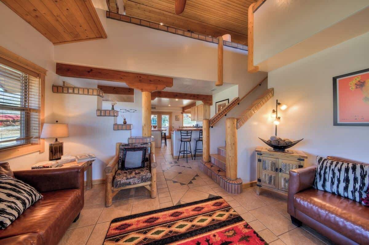 TV, fireplace, Netflix, streaming services