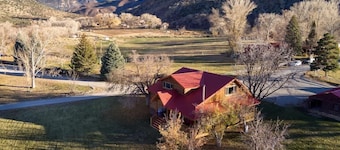 Pack Creek - Orchard House, Beautiful Cabin