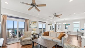 Smart TV, fireplace, DVD player, books - 5 Bedroom Beachfront (Cape San Blas)