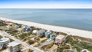 On the beach - 5 Bedroom Beachfront (Cape San Blas)