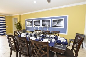 Repas dans la chambre