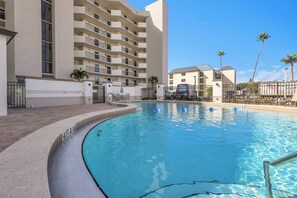 Luokittelematon kuva, 3 kautta 49, painike