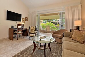 TV, DVD player - Clean and Beautifully Remodeled at Maui Kaanapali Villas-Sleeps 4 ** (Lahaina)