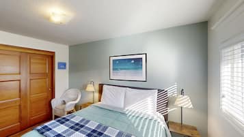 2 habitaciones, tabla de planchar con plancha, internet y ropa de cama