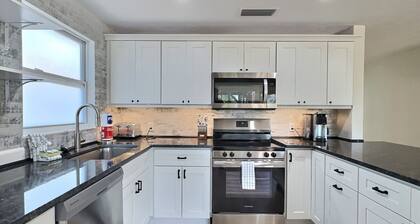 Lakefront Siesta Key Vacation Rental Home within Small Private Resort W/ Pool