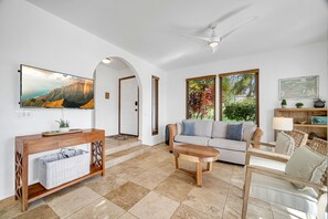 Televisión, reproductor de DVD y estéreo 