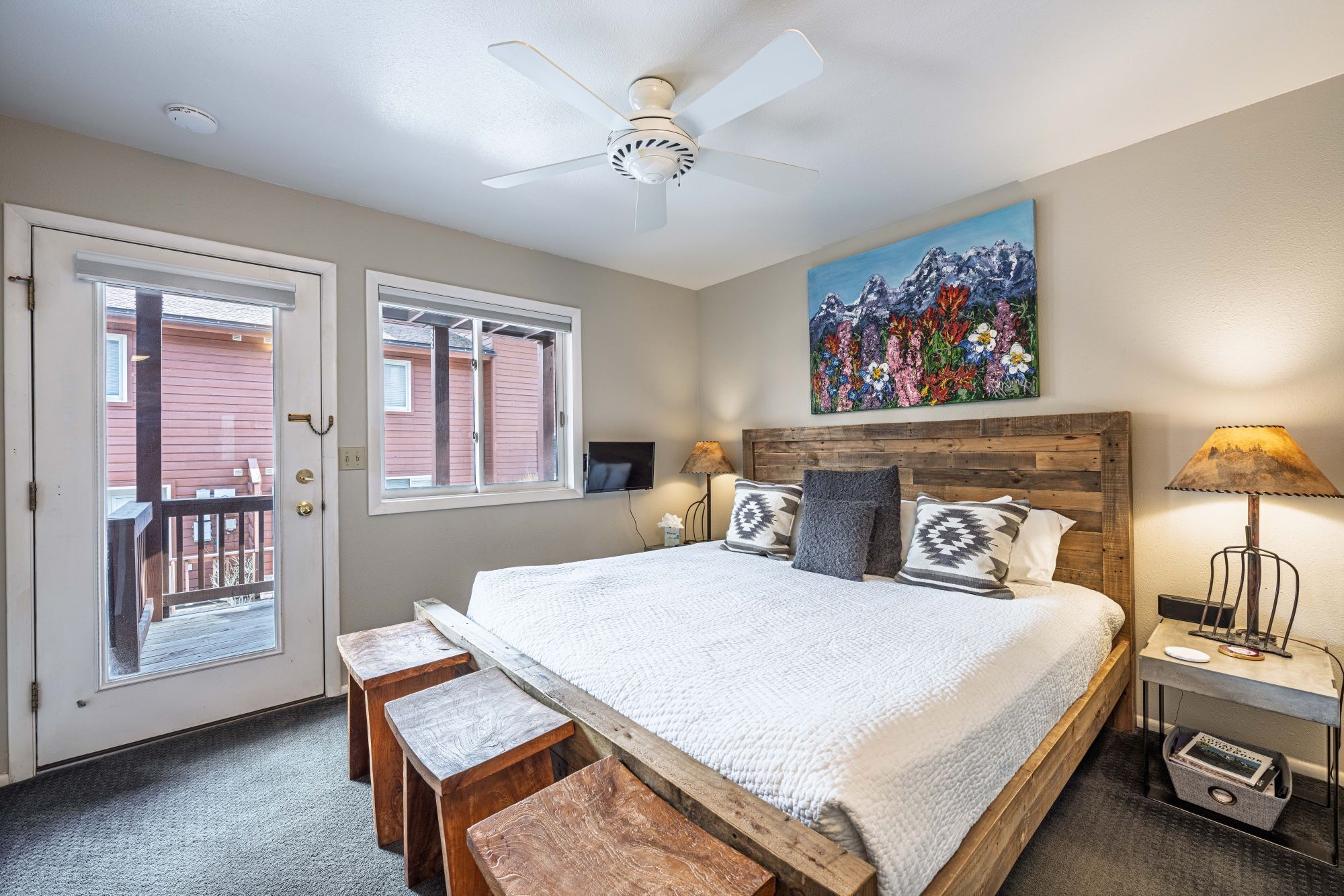 2 bedrooms, desk, iron/ironing board, free WiFi