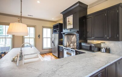 Beautiful 3-Story Home 1 Block from Forsyth Park by Lucky Savannah