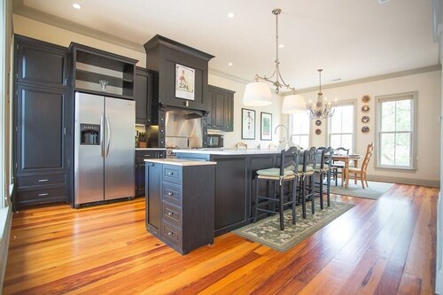 Large, Beautiful Home Near Forsyth Park w/ Parking by Lucky Savannah