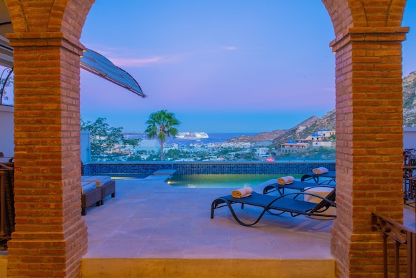 Alberca al aire libre