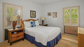 4 chambres, bureau, fer et planche à repasser, accès Internet