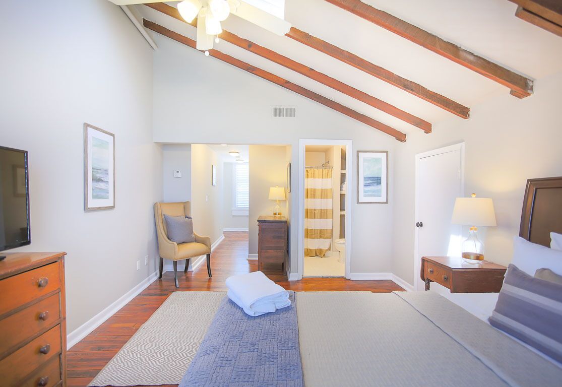 Iron/ironing board, free WiFi