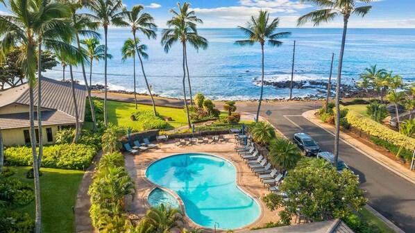 A heated pool - Nihi Kai Villas 504 by Parrish Kauai - great for families w/ AC throughout & wal (Koloa)