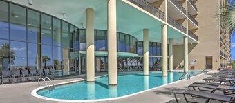 Beachfront 2BR Dauphin Island Condo w / faciliteter og udsigt!