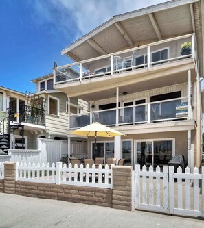 Exterior - Gorgeous Beach Views:  1005 E. Bal B (Newport Beach)