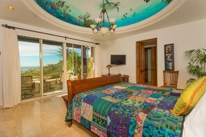 7 bedrooms, travel crib, free WiFi, bed sheets