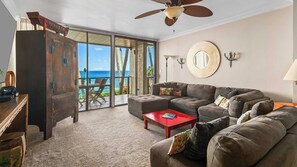 Televisión, libros y estéreo