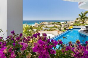 Outdoor pool - Villa Fiesta - Comfort, Amenities, Steps from Pedregal Beach. Promos Available (Cabo San Lucas)