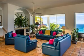 TV, DVD player, stereo - Villa Fiesta - Comfort, Amenities, Steps from Pedregal Beach. Promos Available (Cabo San Lucas)