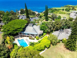 Exterior - Hawaii Life Rentals presents Pali Ke Kua #237 (Princeville)