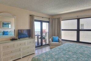 2 bedrooms, iron/ironing board, free WiFi