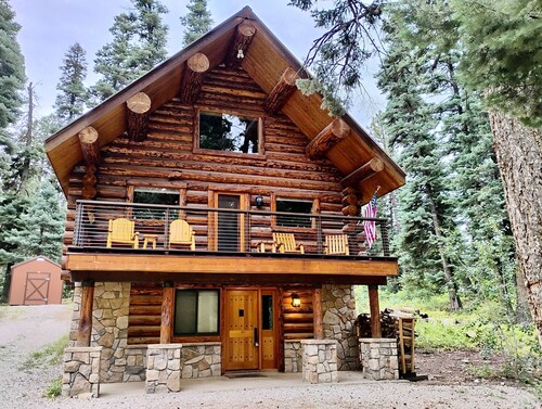 Rustic Mountain Comfort - Classic Log Cabin