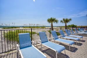 Unclassified image, 2 of 49, button